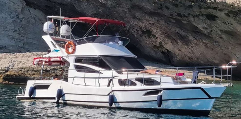 kemer yacht tour lunch on board