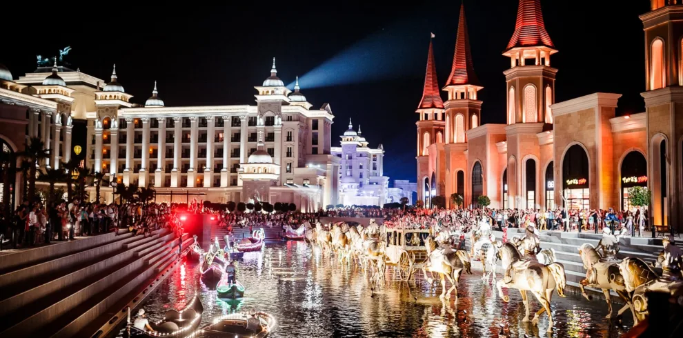 land of legends boats parade show
