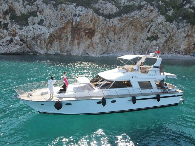 Private luxury yacht for rent in Belek, offering exclusive coastal tours