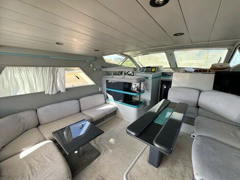 Yacht saloon antalya