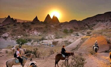 Sunset in Cappadocia with a horse ride through the stunning valleys