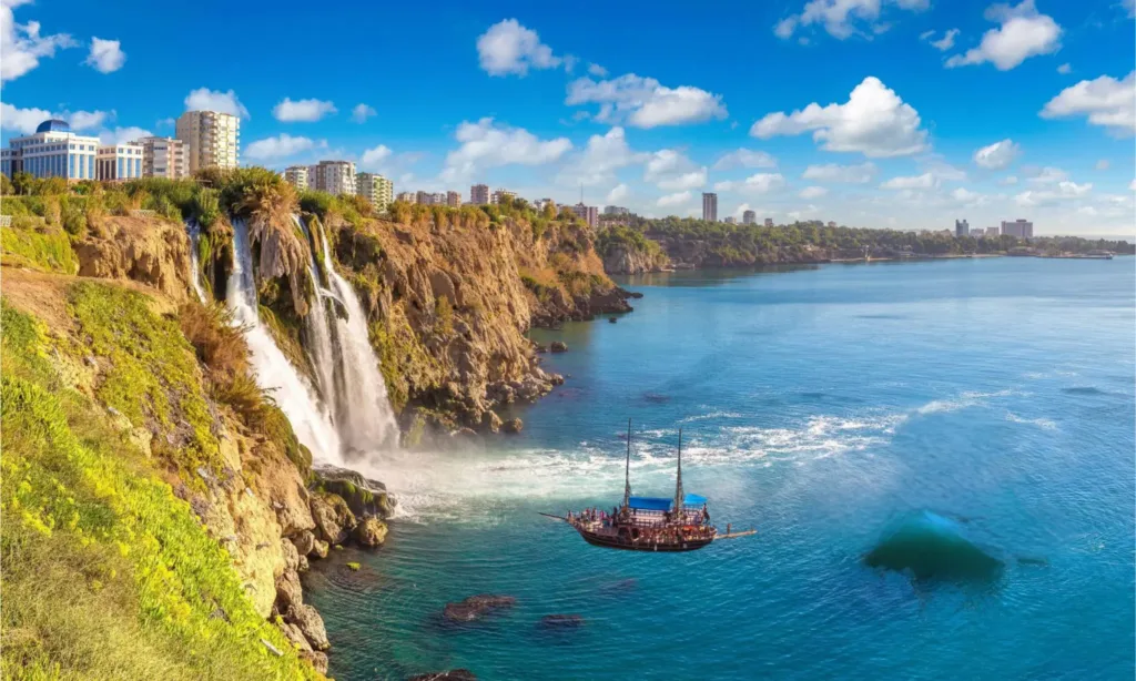 Grand Waterfall Boat Tour Lower Düden Waterfall